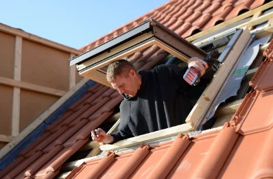 Pose de fenêtres de toit Velux à Lisors